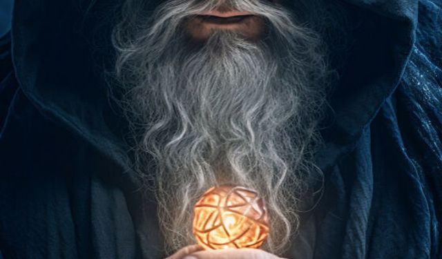 Rüyada Falcı Görmek Ne Demek? Rüyada Fal Bakmak Ne Anlama Gelir?