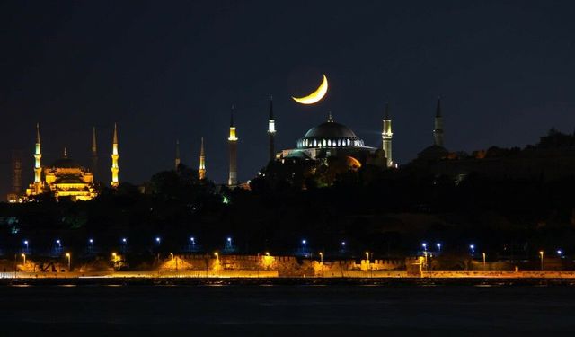 Bu Gece Regaip Kandili, Regaib Kandilinde Neler Yapabiliriz?