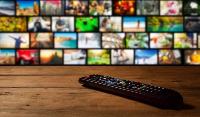 Bu Akşam Kanallarda Hangi Diziler Var? 22 Ekim Salı TV Yayın Akışı!