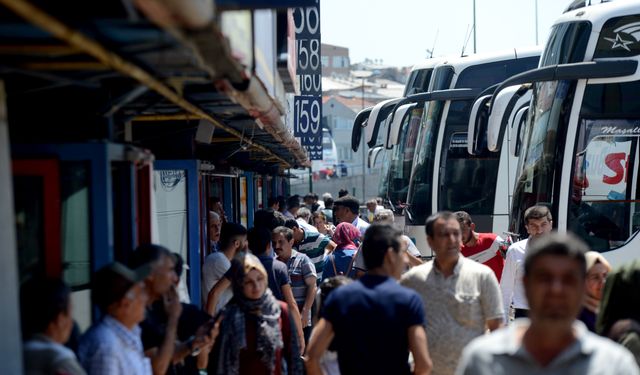 Bayramda İstanbul'da Ulaşım Krizi