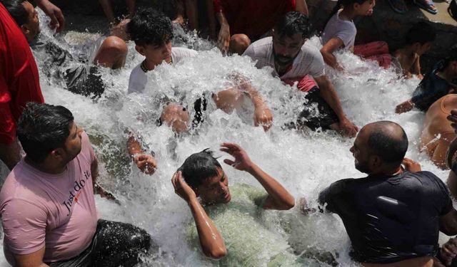 Aşırı sıcaklardan dolayı Hindistan'da 53 kişi öldü