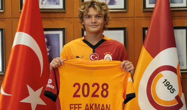 İnegöllü Eski Futbolcunun Oğlu Galatasaray ile Sözleşme Uzattı