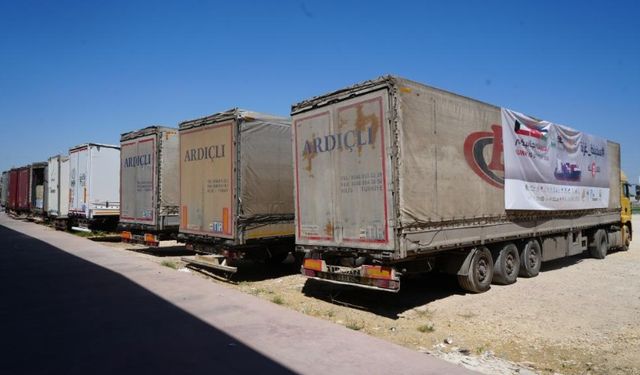 Gazze'ye ulaştırılacak 80 tır yardım malzemesi Kilis'ten Mersin Limanı'na uğurlandı