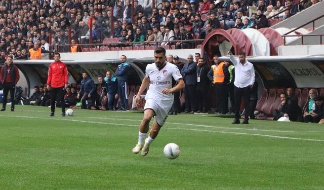 Elazığspor’da Büyük Kayıp: Tecrübeli Oyuncu Sakatlandı!