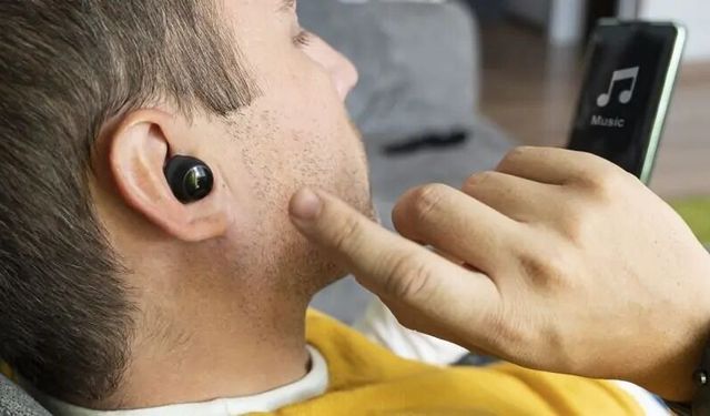 Kulaklık Kullanırken Dikkat! Yanlış Alışkanlıklar Kalıcı İşitme Kaybına Yol Açabilir