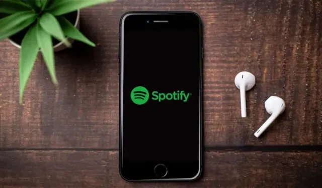 Spotify’dan Dinleme Deneyimini Değiştiren Hamle! Şarkı Sözleri Artık Çevrim Dışı ve Çevirili
