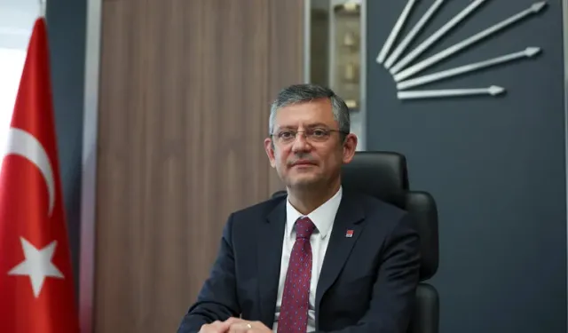 CHP Lideri Özel, Bayrampaşa Mitinginde Vatandaşlara Seslendi