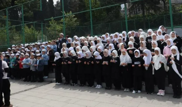 Bursa’da Öğrencilerden Anlamlı Hatim Merasimi