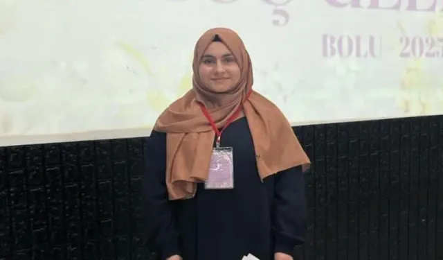 Türkiye Birincisi Bursa’dan Çıktı! Hafız Havva Amine Karakuş Şampiyon Oldu