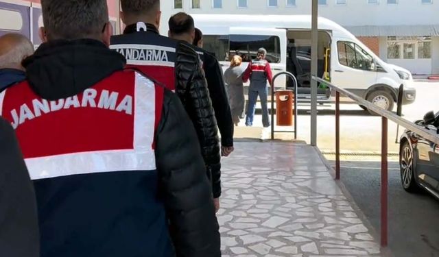 Bakan Yerlikaya Duyurdu: FETÖ'ye Darbe! 27 İlde 101 Şüpheli Yakalandı