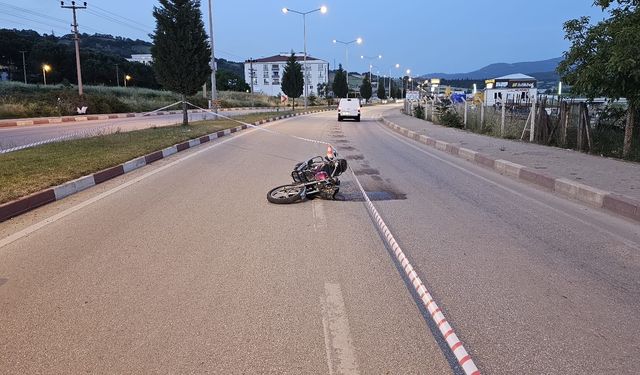 Çanakkale’de Motosiklet Kazası: 19 Yaşındaki Genç Hayatını Kaybetti