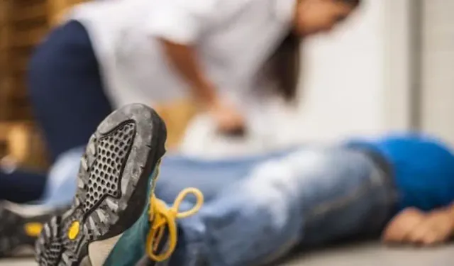 Bayılma (Senkop) Nedir? Beyne Giden Kan Akışının Azalmasıyla Ortaya Çıkan Durumun Belirtileri ve Tedavi Yöntemleri Neler