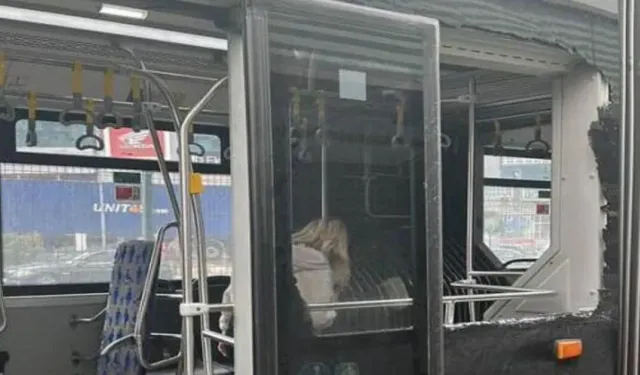 Beylikdüzü’nde Metrobüs Kazası: 14 Yaralı