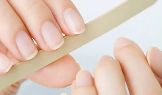Tırnaklar Neden Çabuk Kırılır? En Sık Yapılan Hatalar ve Uzman Uyarıları