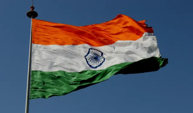 Hindistan, Cammu Keşmir Saldırısının Ardından Pakistan'dan İthalatı Durdurdu