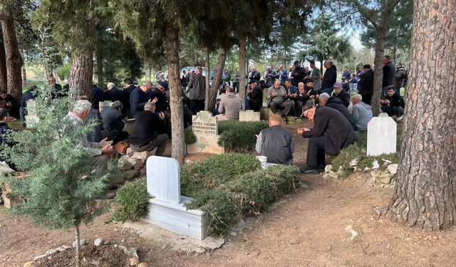 İslam’a Göre Taziyede Nasıl Bulunulur? Başsağlığı Dilemenin ve Taziyenin Hükmü Nedir?