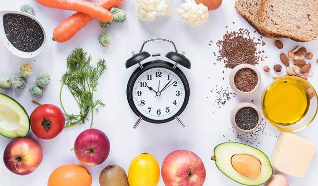 Vücudumuz Yemek Saatini Nasıl Algılar? Gece mi Sabah mı Kalori Daha Fazla Yapar?