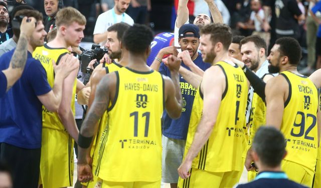 Fenerbahçe Finalde: Bahçeşehir Koleji’ni 3-0 ile Geçti