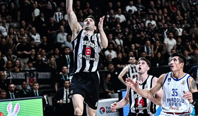 Anadolu Efes, Beşiktaş Deplasmanında 90-87 Kazanarak Seride Öne Geçti