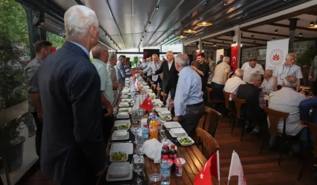 Bursa Valisi Ayyıldız, Şehit Babaları ve Gazi Babalarla Bir Araya Geldi