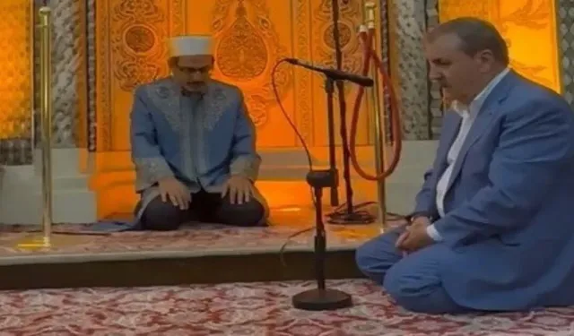 BBP Lideri Mustafa Destici, Bursa’da Akşam Namazı Sonrası Haşr Suresi Okudu