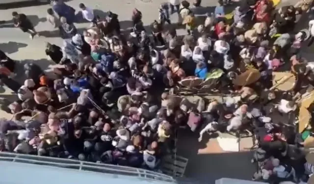 Bursa’da Mağaza Açılışı İzdihama Neden Oldu