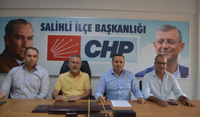 CHP Salihli İlçe Başkanı Enver Akgün Görevinden ve Adaylığından İstifa Etti