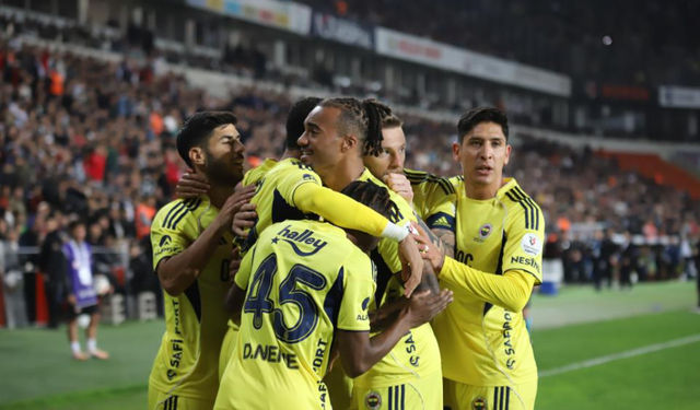 Taraftarın İllallah Ettiği İsim Fenerbahçe’den Ayrılıyor Mu? Devre Arası Kritik Karar Kapıda