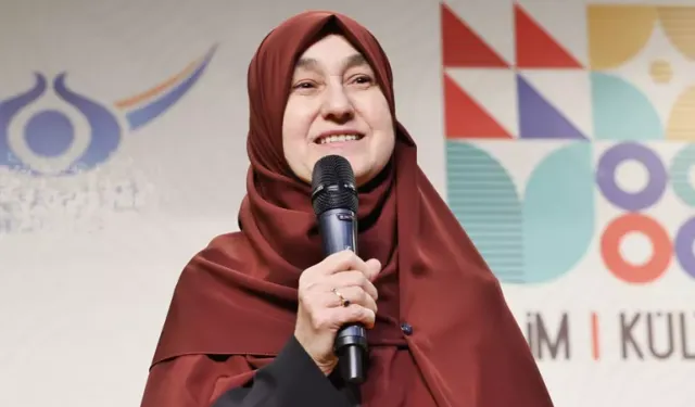 Saliha Erdim Kimdir, Nerelidir, Kaç Yaşında? Ne İş Yapıyor, Hangi Kitapları Yazdı?