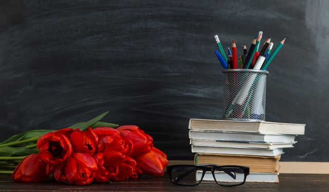 24 Kasım Ne Günü? 24 Kasım Dünyada ve Türkiye’de Ne Günü? 24 Kasım Günü Ne Burcu? Öğretmenler Günü