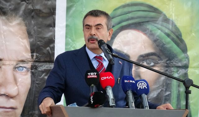 Bakan Yusuf Tekin: “Tüm inançlara dair doğru bilgiye erişim sağlayan yeni bir müfredat oluşturduk”