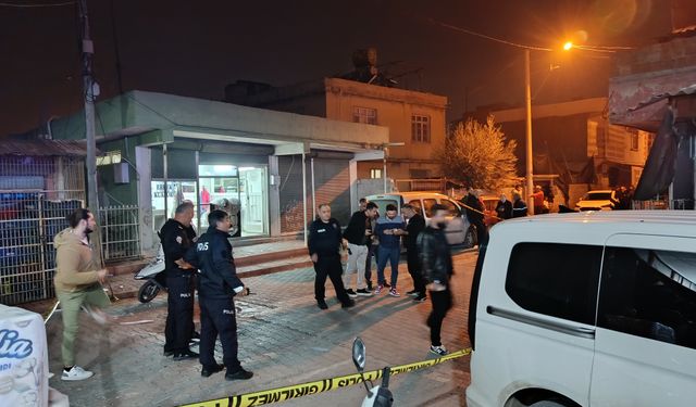 Adana’da Kuaförde Silahlı Çatışma! 3’ü Ağır 7 Yaralı