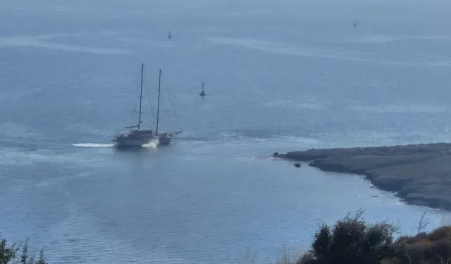 Bodrum’da 41 Metrelik Yelkenli Tekne Karaya Oturdu