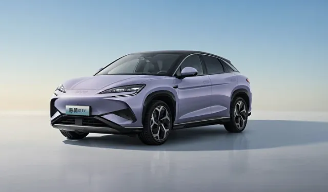 BYD Sealion 7 Özellikleri ve Fiyatı Ne Kadar? Yeni Elektrikli SUV Ağır Rakiplerle Yarışıyor Mu?