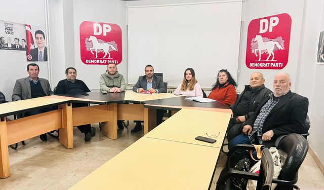 Demokrat Parti İnegöl İlçe Teşkilatında görev dağılımı yapıldı