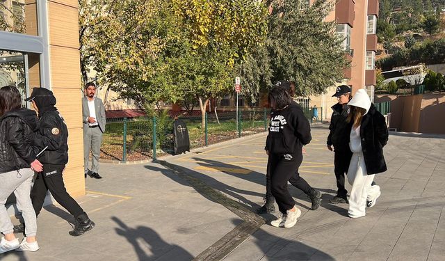 Dolandırıcılık ve bahis şebekesi 8,5 milyarlık işlem hacmi oluşturmuş