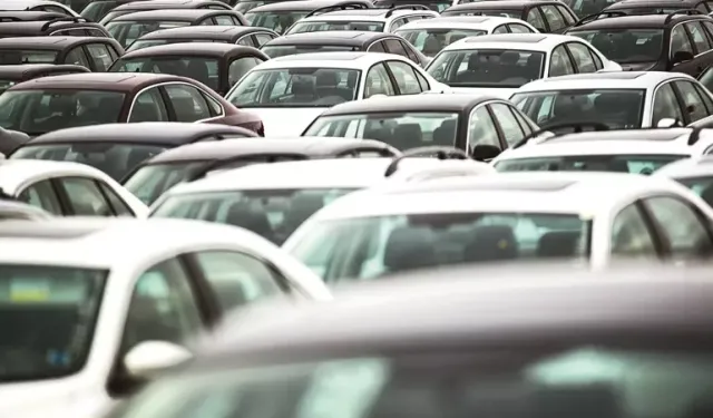 İkinci elde fren! Rekora koşan pazar ekimde yavaşladı