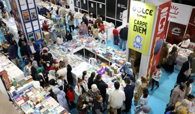 İnegöl Kitap Günleri Coşkuyla Devam Ediyor