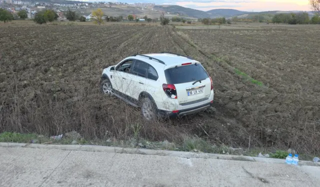 İnegöl’de servis minibüsü ile cip çarpıştı: Şans eseri yaralanan olmadı