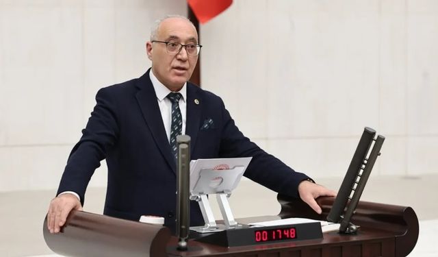 İstanbul Milletvekili Doğan Demir CHP'ye katıldı! Doğan Demir kimdir, kaç yaşında?