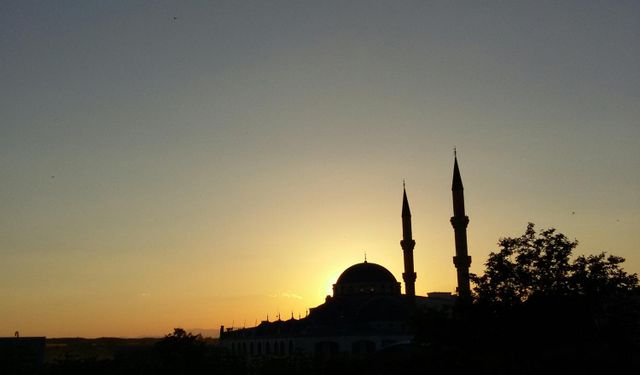 Mübarek Üç Aylar Ne Zaman Başlıyor? Receb, Şaban ve Ramazan Ne Zaman Başlıyor?