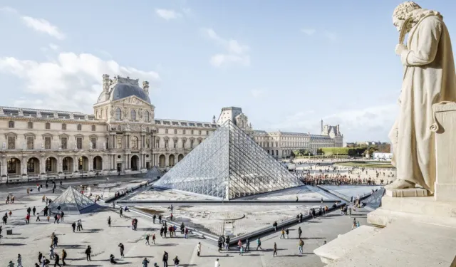 Louvre Soygunu Küçük Çaplı Hırsızların Eseri