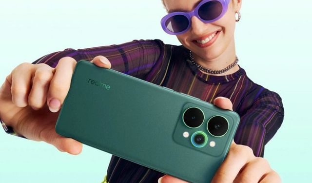 Realme 16 Pro İlk Kez Göründü! Yeni Model Neler Sunacak, Hangi Özelliklerle Gelecek?