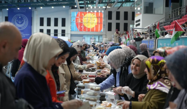 Samsun'da Gazze yararına hayır çarşısı