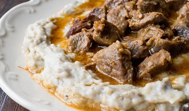 Evde Tas Kebabı Nasıl Yapılır, En Lezzetli Tas Kebabı Tarifi İçin Püf Noktalar Nelerdir?