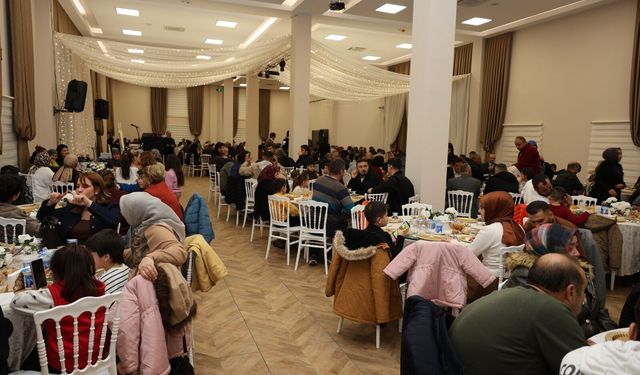 Özel bireyler müzik dolu gecede doyasıya eğlendi