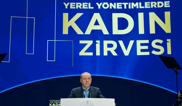 Erdoğan: “Şehrine hizmet edenin yanında, şehrini yağmalayanın karşısında olacağız”