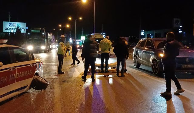 Çorum’da kırmızı ışıkta zincirleme kaza! 2 jandarma personeli yaralandı