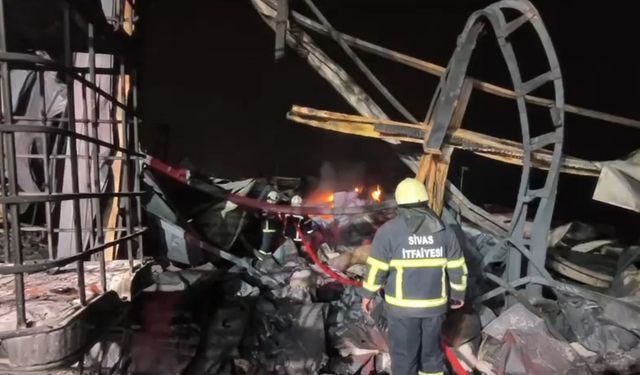 Kırıkkale’deki Kimya Fabrikası Yangınına Sivas’tan Destek