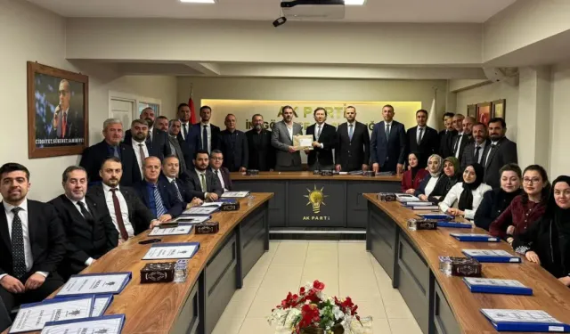 AK Parti İnegöl’den Öğrencileri Sevindiren Spor Desteği